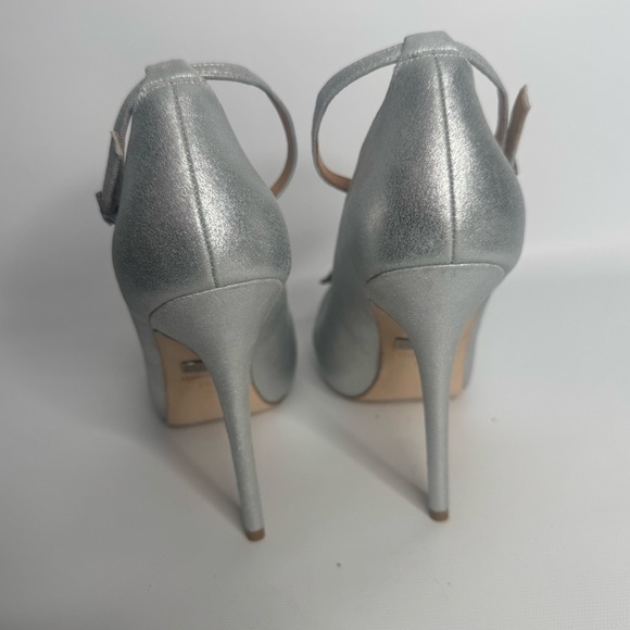 Badgley Mischka Silver Embellished Heels - Picture 7 of 11